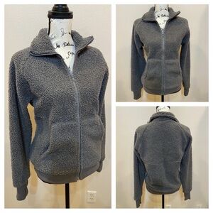 CVG NEW Cozy Gray Sherpa Jacket Sz L